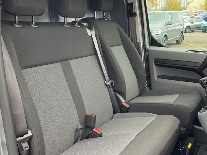 Occasion Fiat Scudo Lounge 145 ch (106 kW) 2022 Gris Van