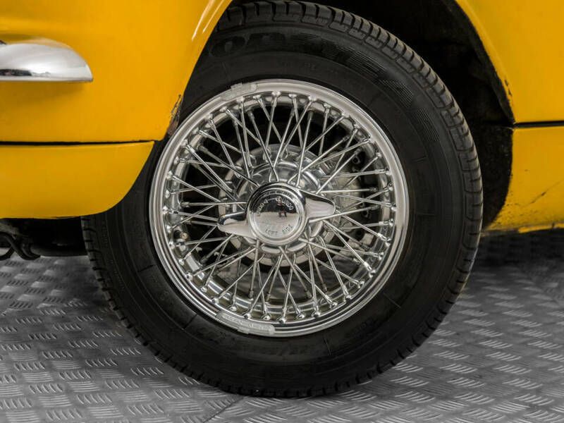 Occasion Triumph Spitfire 75 ch (55 kW) 1968 Jaune Cabriolet