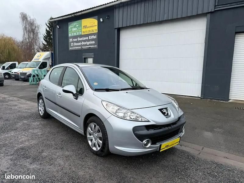Gris Occasion 2008 Peugeot 207 Premium Citadine | 5 490 € - Image 1/4