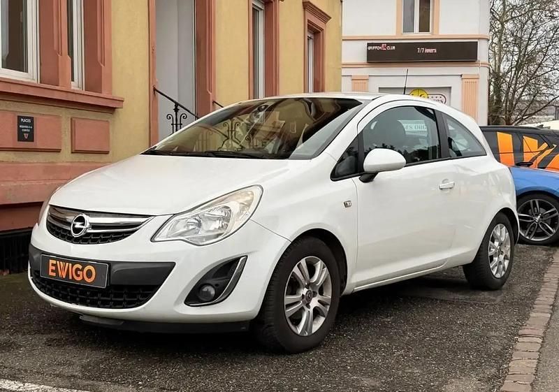Occasion Opel Corsa Color Edition 95 ch (69 kW) 2011 Blanc Citadine