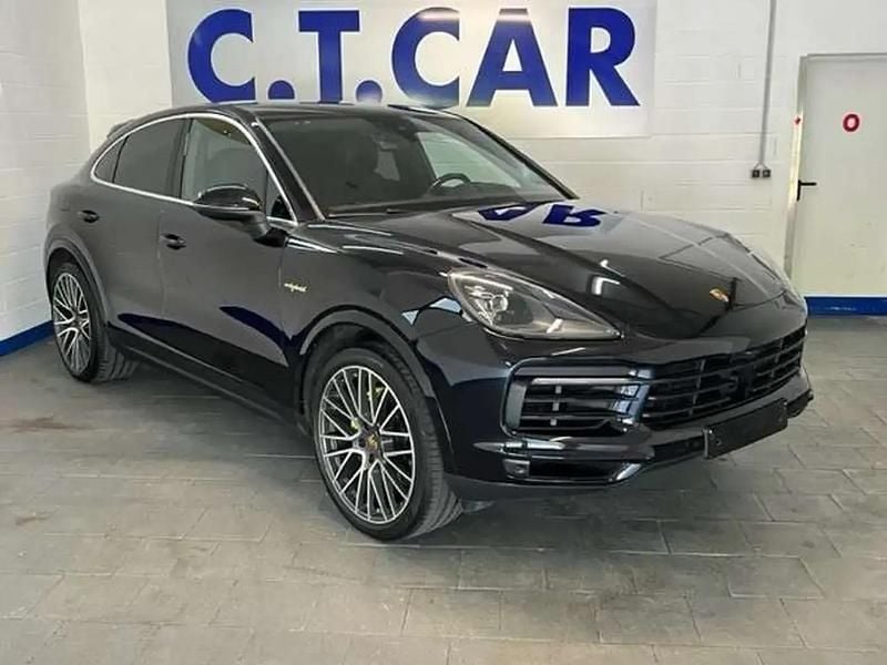 Noir Occasion 2019 Porsche Cayenne E-Hybrid Coupe Sport Coupé | 59 900 € (Prix juste) - Image 1/4