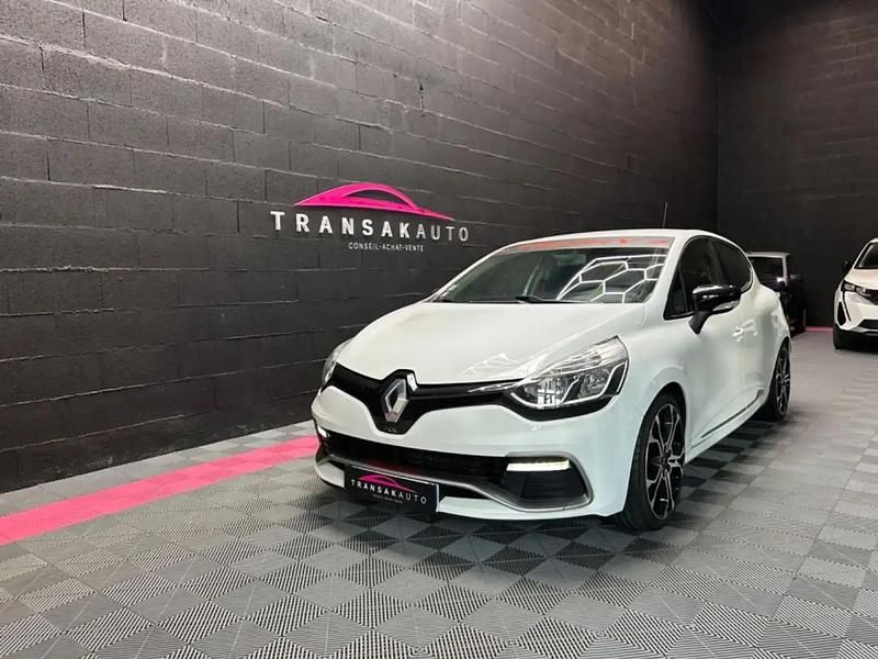 Blanc Utilisé 2015 Renault Clio IV Trophy Berline | 16 990 € (Prix assez cher) - Image 1/4