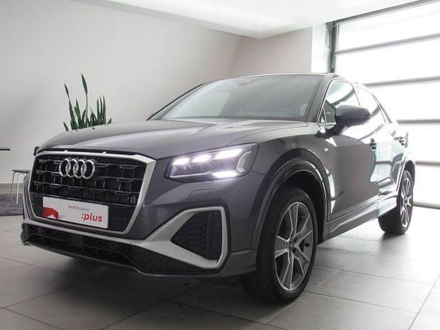 Gris daytona nacré Utilisé 2022 Audi Q2 S-Line SUV | 25 982 € - Image 1/4