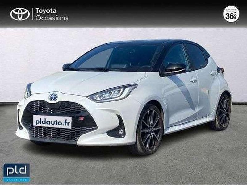 Utilisé 2023 Toyota Yaris Hybrid Sport Berline | 21 990 € (Prix cher) - Image 1/1
