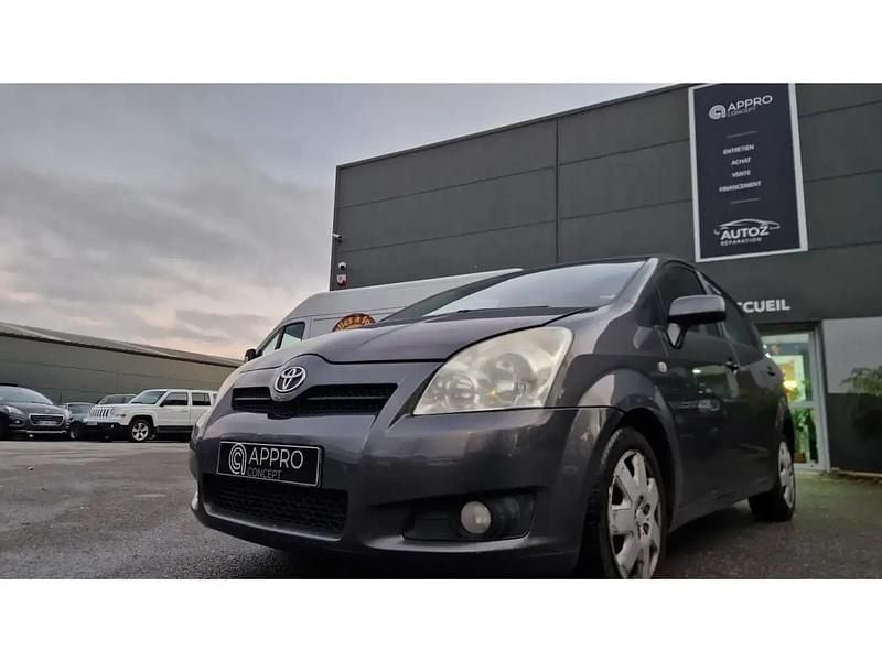 Gris Utilisé 2007 Toyota Corolla Verso Sol Monospace | 4 990 € - Image 1/4