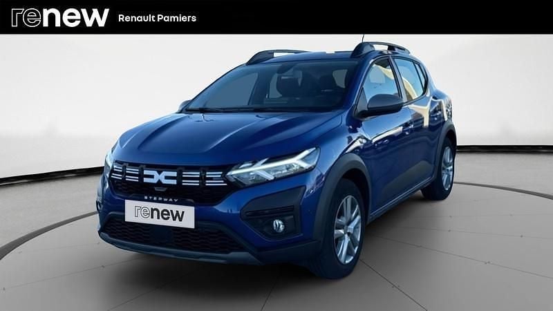 Bleu Occasion 2023 Dacia Sandero Expression Citadine | 14 750 € (Prix juste) - Image 1/4