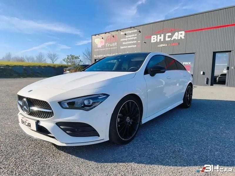 Blanc Occasion 2021 Mercedes CLA180 Shooting Brake AMG line Break | 26 990 € (Prix assez cher) - Image 1/4