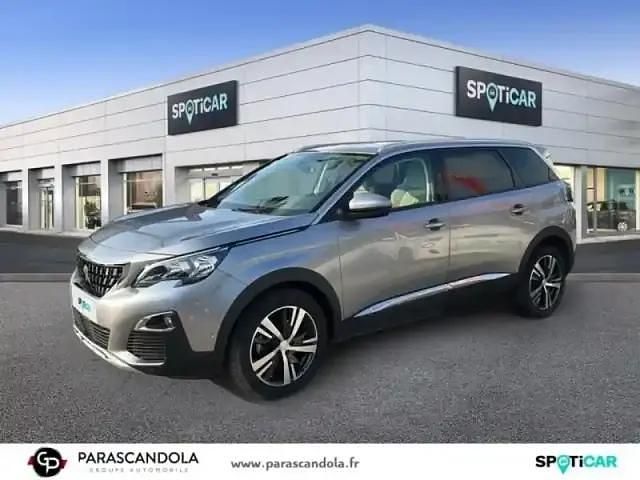 Gris artense (m) Utilisé 2020 Peugeot 5008 Allure SUV | 23 950 € (Prix juste) - Image 1/4