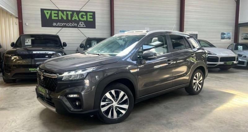 Gris Utilisé 2024 Suzuki SX4 S-Cross Style SUV | 22 900 € - Image 1/4
