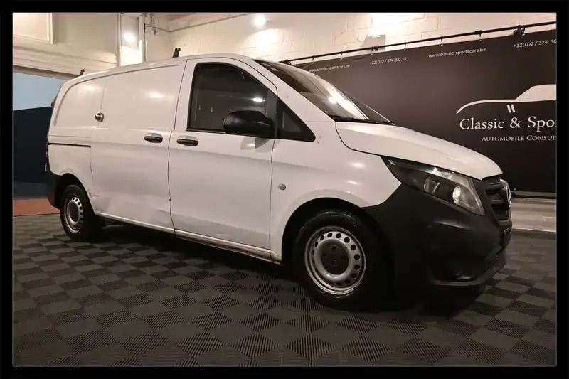 Blanc Utilisé 2017 Mercedes Vito Monospace | 9 950 € (Super prix) - Image 1/4