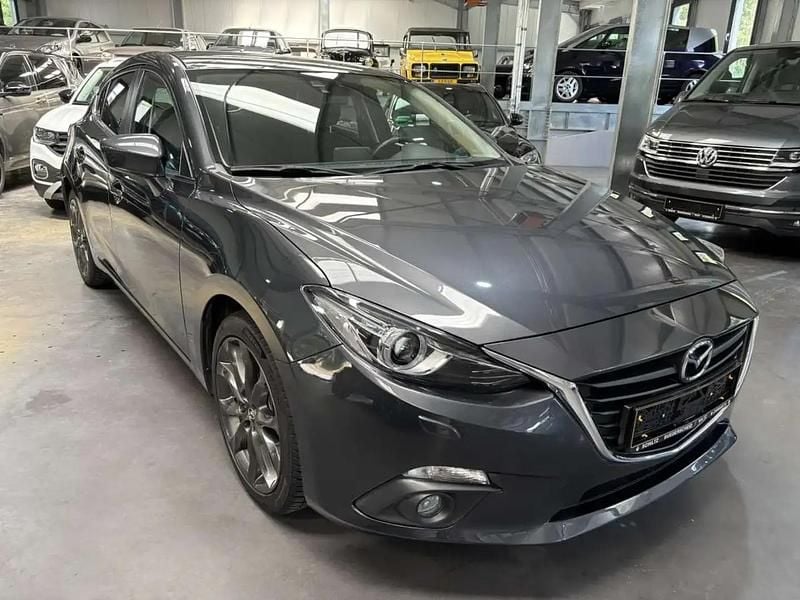 Gris Utilisé 2017 Mazda 3 Berline | 12 790 € (Super prix) - Image 1/4