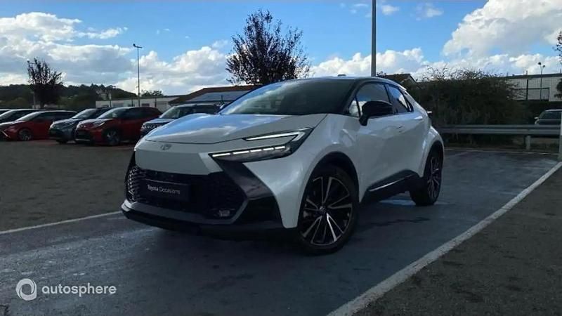 Utilisé 2025 Toyota C-HR SUV | 36 990 € - Image 1/4