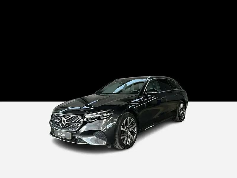 Gris Utilisé 2024 Mercedes E220 Avantgarde Break | 62 553 € - Image 1/4