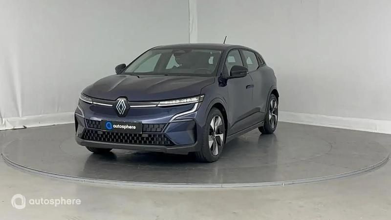 Bleu Utilisé 2022 Renault Mégane Equilibre SUV | 20 999 € (Prix assez cher) - Image 1/4