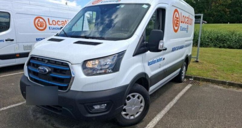 Utilisé 2023 Ford Transit Business Edition Berline | 41 900 € (Prix juste) - Image 1/4