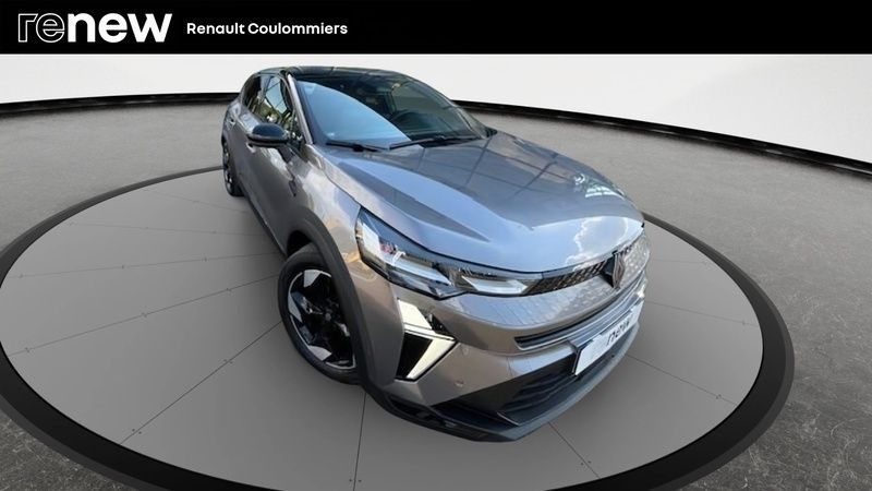 Gris Utilisé 2024 Renault Captur Techno SUV | 24 400 € (Prix cher) - Image 1/4