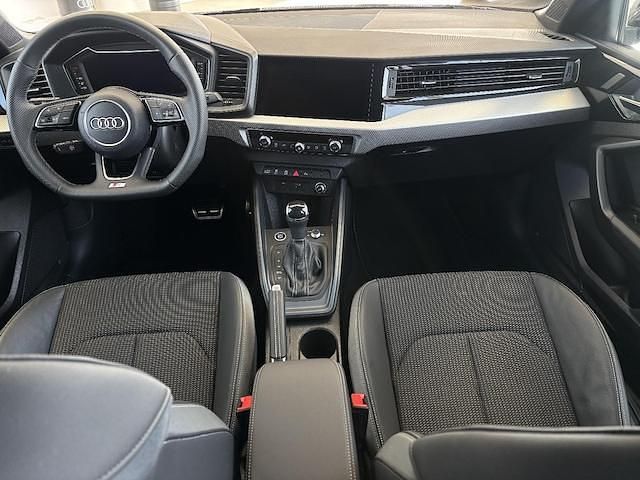 Occasion Audi A1 Sportback S-line plus 116 ch (85 kW) 2025 Argent rosée métallisé noir mythe métallisé Citadine