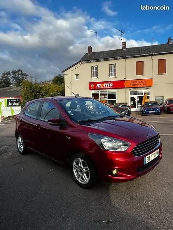 Rouge Utilisé 2017 Ford Ka Plus Ultimate Citadine | 6 500 € (Prix cher) - Image 1/4