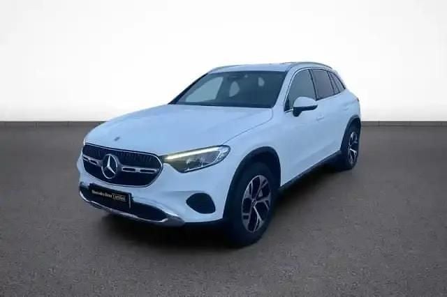 Blanc Utilisé 2023 Mercedes GLC300 | 55 990 € - Image 1/4
