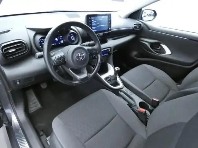 Occasion Toyota Yaris Design 2023 Gris Citadine