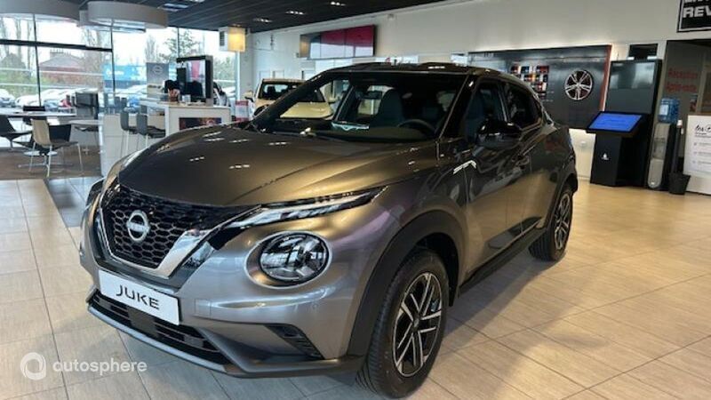 Gris Utilisé 2025 Nissan Juke N-Connecta SUV | 25 800 € (Prix cher) - Image 1/4