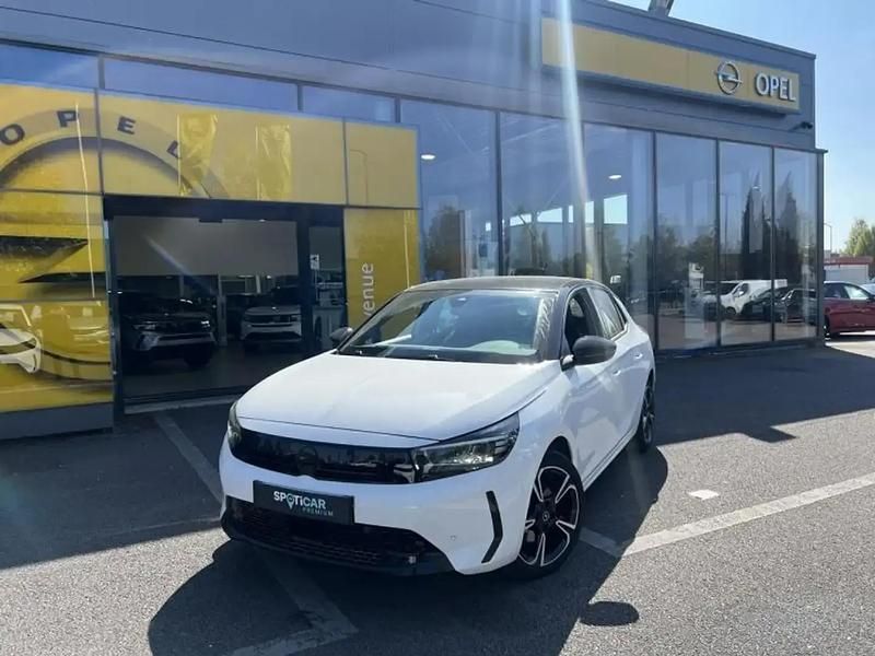Noir Utilisé 2024 Opel Corsa GSe Citadine | 18 999 € (Prix juste) - Image 1/4
