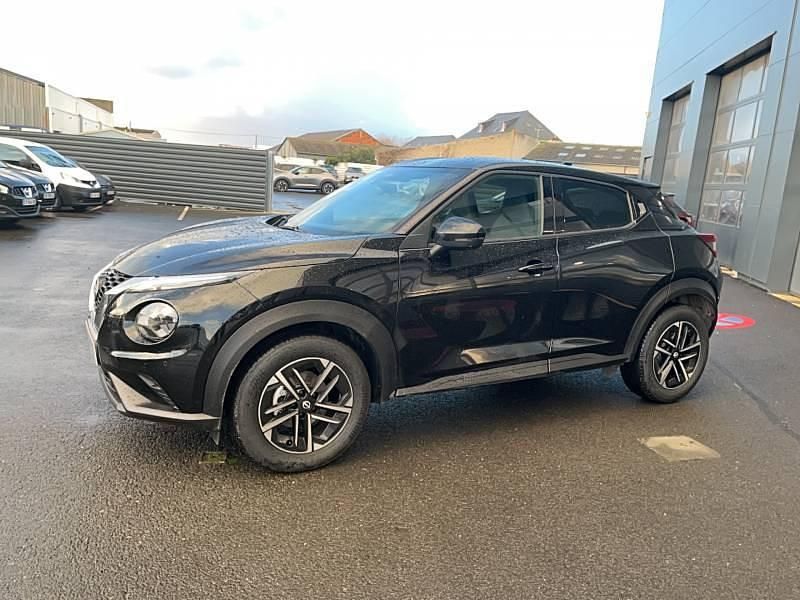 Blanc Utilisé 2024 Nissan Juke N-Connecta SUV | 24 490 € - Image 1/4