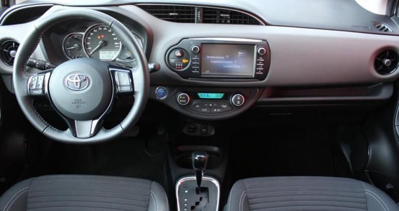 Occasion Toyota Yaris Hybrid 76 ch (55 kW) 2019 Blanc Citadine