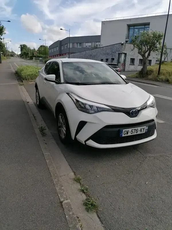 Utilisé 2022 Toyota C-HR SUV | 22 000 € (Prix juste) - Image 1/4