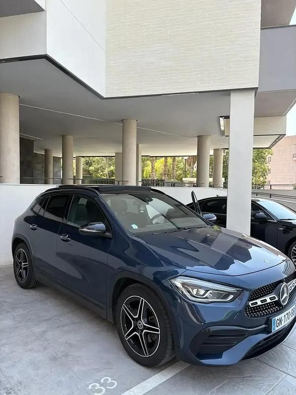 Utilisé 2023 Mercedes GLA200 AMG line SUV | 40 000 € (Prix juste) - Image 1/4