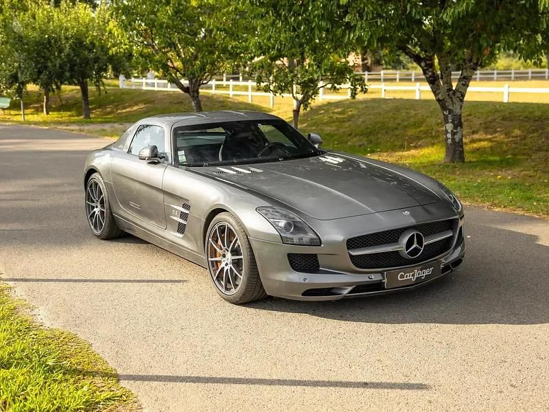 Gris Utilisé 2012 Mercedes SLS AMG AMG Coupé | 230 000 € - Image 1/4