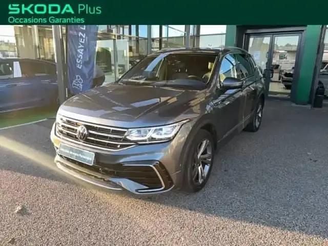 Gris métallisé Occasion 2022 VW Tiguan Allspace R-line SUV | 35 670 € (Bon prix) - Image 1/4