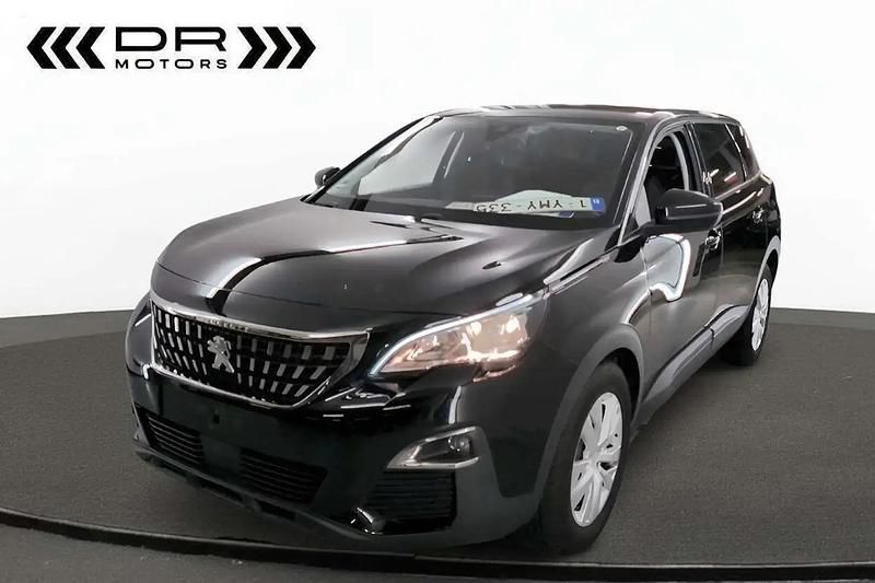 Noir Utilisé 2020 Peugeot 5008 Active Monospace | 17 495 € (Super prix) - Image 1/4