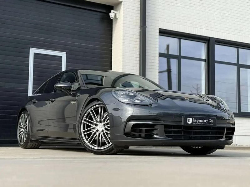 Gris Utilisé 2017 Porsche Panamera 4 Sport Berline | 57 950 € (Prix juste) - Image 1/4