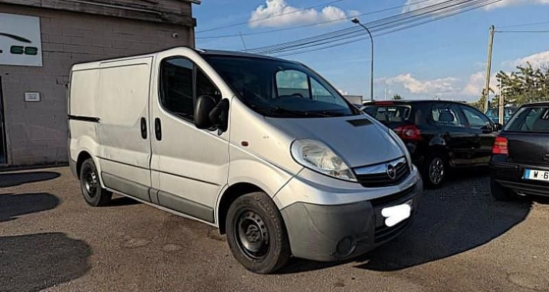 Occasion Opel Vivaro 91 ch (66 kW) 2011 Gris Monospace