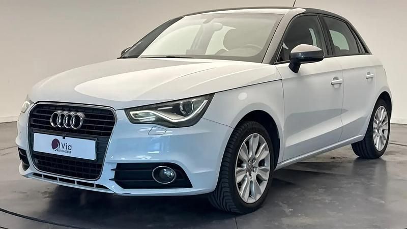 Blanc Utilisé 2012 Audi A1 Ambition Citadine | 9 990 € (Prix assez cher) - Image 1/4