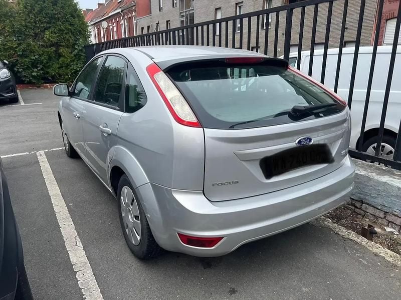 Occasion 2010 Ford Focus Ghia Berline | 3 300 € (Prix juste) - Image 1/4