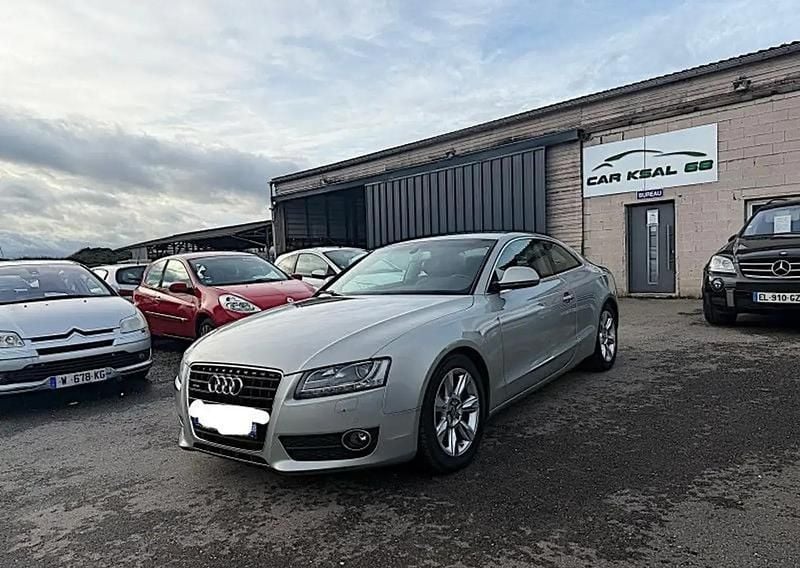 Gris Occasion 2009 Audi A5 Ambition Coupé | 7 999 € - Image 1/4