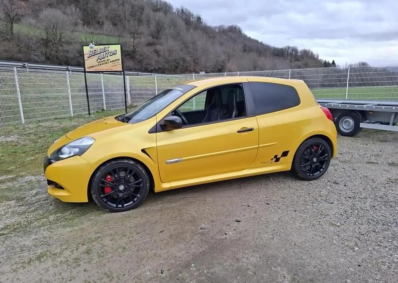 Jaune Occasion 2010 Renault Clio II Berline | 24 990 € - Image 1/4