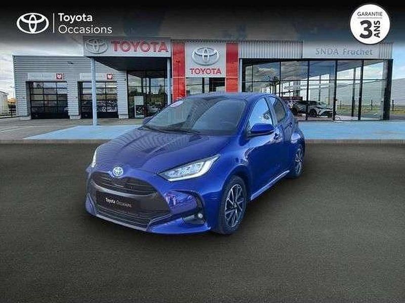 Utilisé 2022 Toyota Yaris Hybrid Design Berline | 18 690 € (Prix juste) - Image 1/1