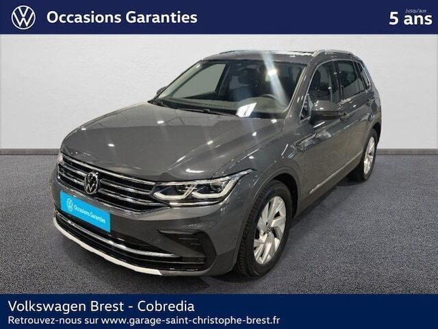 Utilisé 2021 VW Tiguan Elegance SUV | 35 490 € (Prix assez cher) - Image 1/4
