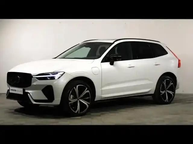Blanc Utilisé 2024 Volvo XC60 Plus SUV | 64 342 € - Image 1/4