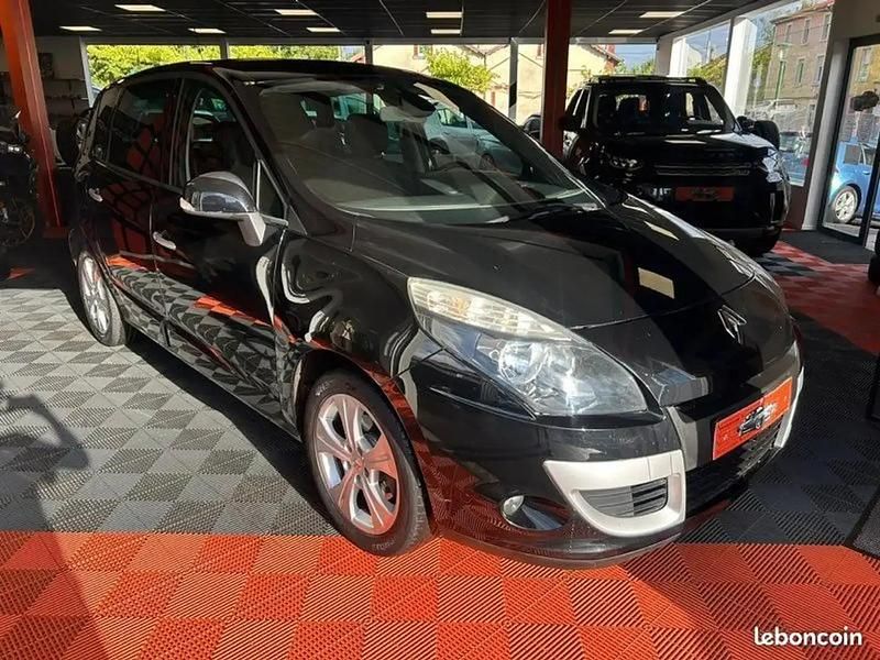 Utilisé 2010 Renault Scénic III Monospace | 7 990 € - Image 1/4
