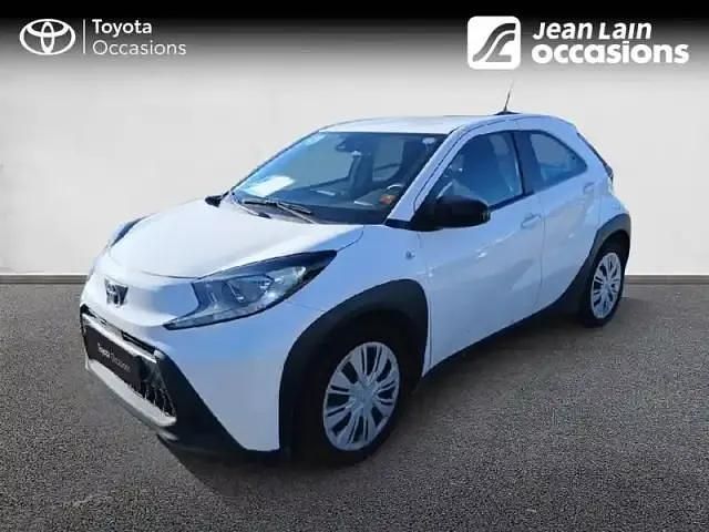 Blanc Utilisé 2022 Toyota Aygo X SUV | 13 590 € - Image 1/4