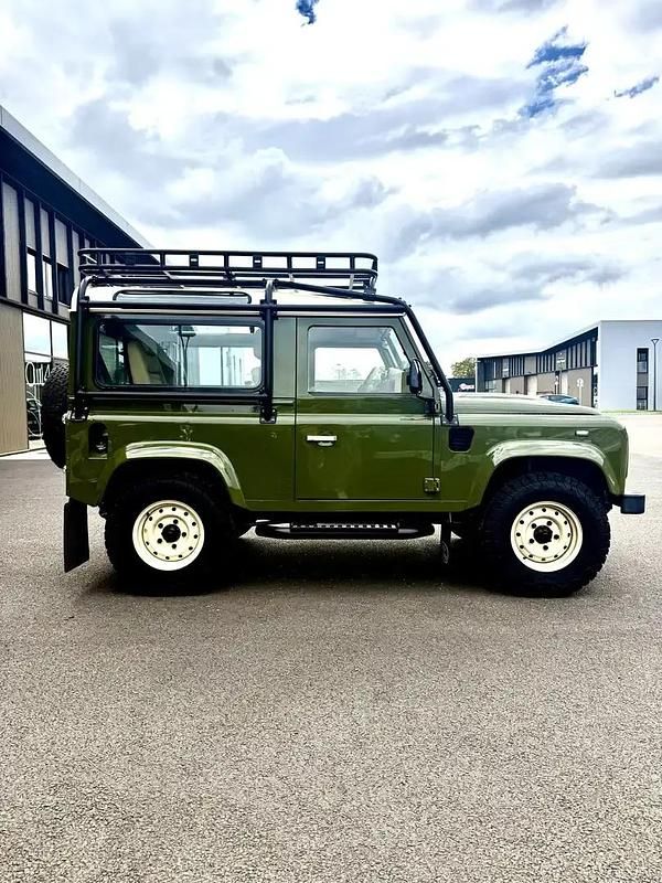 Occasion Land Rover Defender 122 ch (89 kW) 2014 Vert SUV