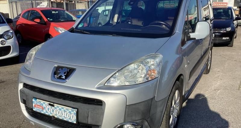 Occasion Peugeot TePee Outdoor 90 ch (66 kW) 2011 Van