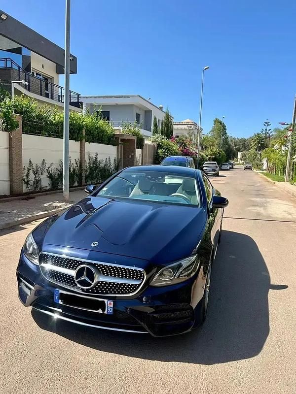 Utilisé 2017 Mercedes E220 Coupé | 25 000 € (Prix juste) - Image 1/4