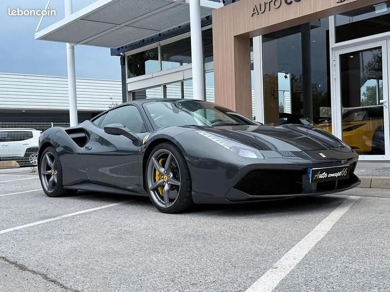 Gris Utilisé 2016 Ferrari 488 Coupé | 189 900 € - Image 1/4