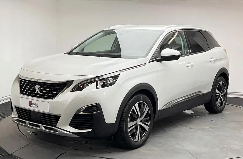 Blanc Utilisé 2019 Peugeot 3008 Allure SUV | 13 990 € (Prix juste) - Image 1/4