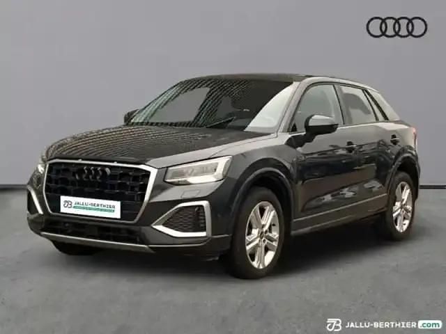Gris manhattan métallisé Occasion 2023 Audi Q2 Design SUV | 28 490 € (Prix juste) - Image 1/4